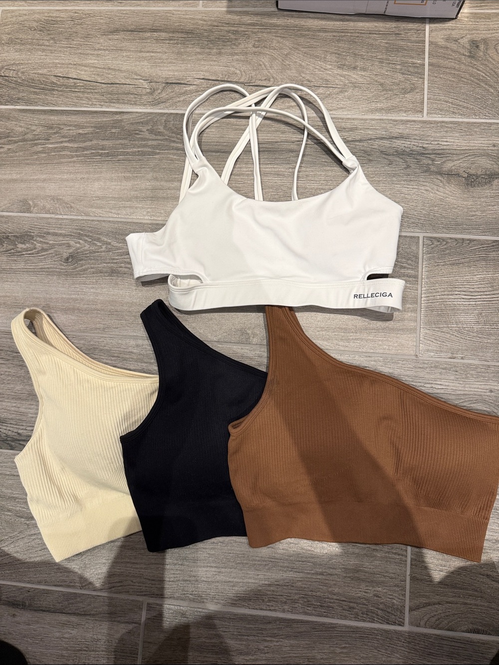 RELLECIGA White Strappy Sports Bra Top